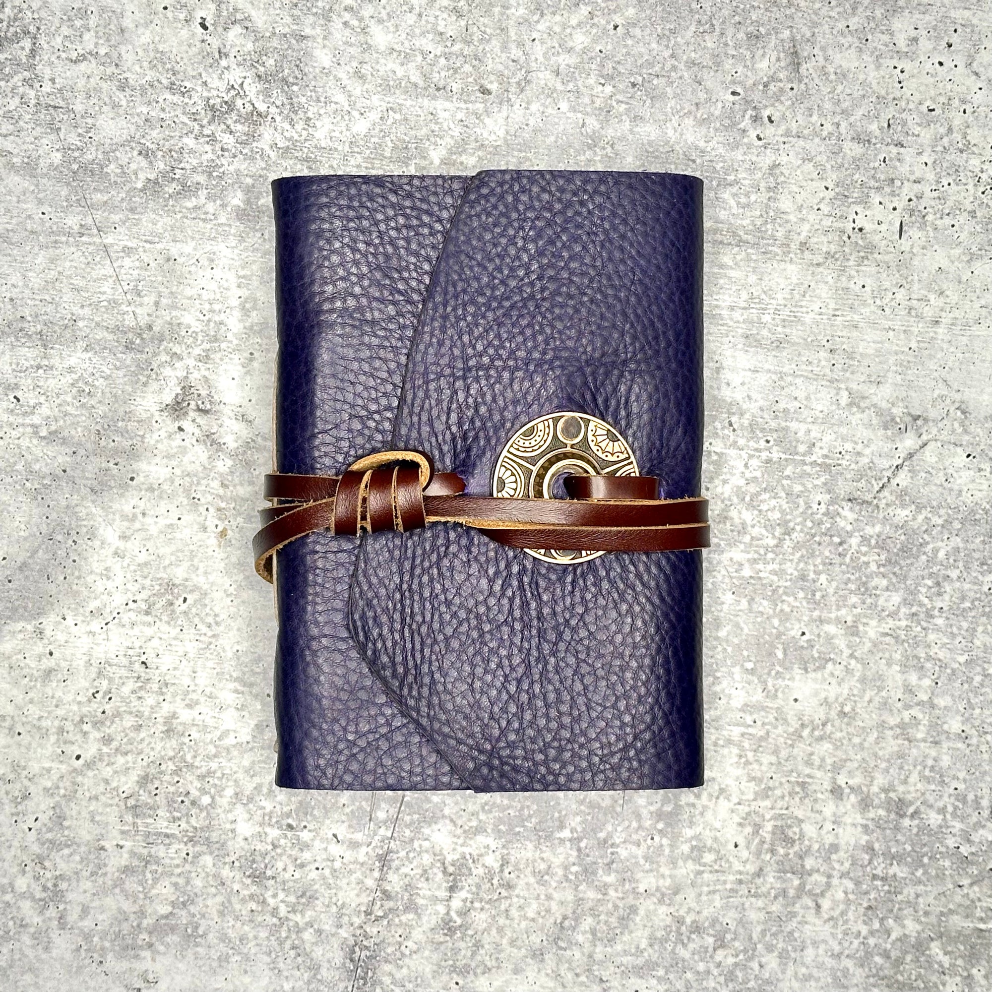 Lucca - Indigo Pebble/BB/Rosette