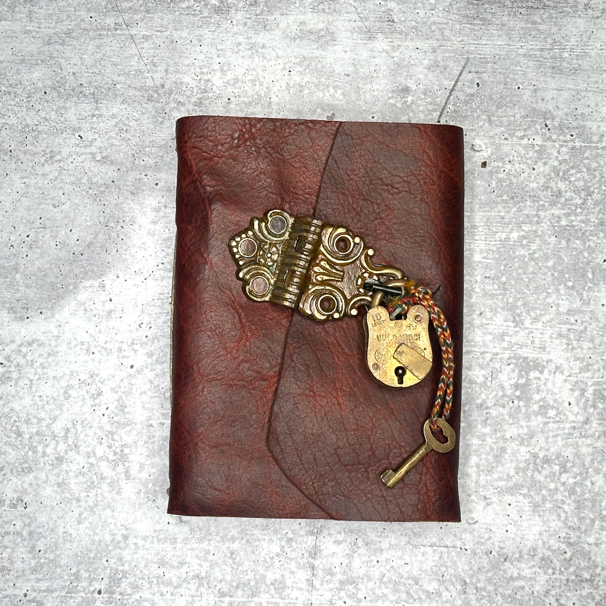 Lucca - Toasted Pecan Bison/BB/Padlock
