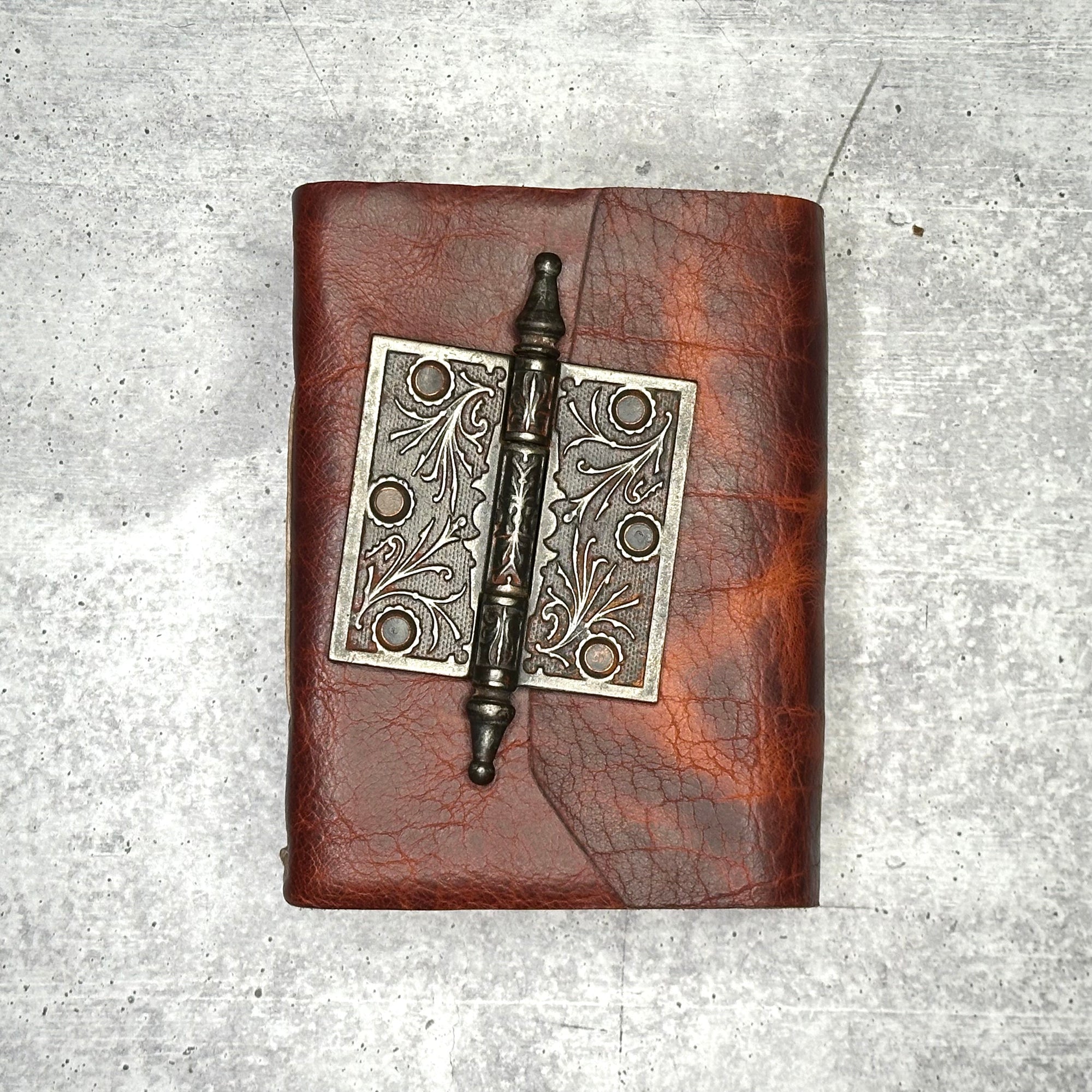 Lucca - DOUBLE Rusty Bison/BB/Door Hinge