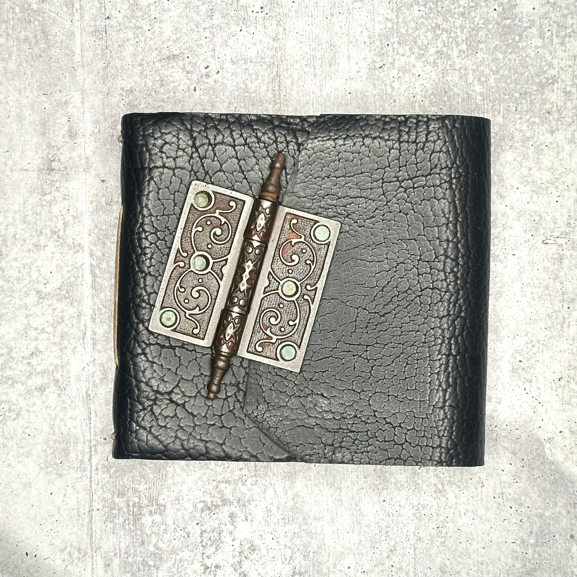 Perugia - Midnight Bison/BB/Door Hinge