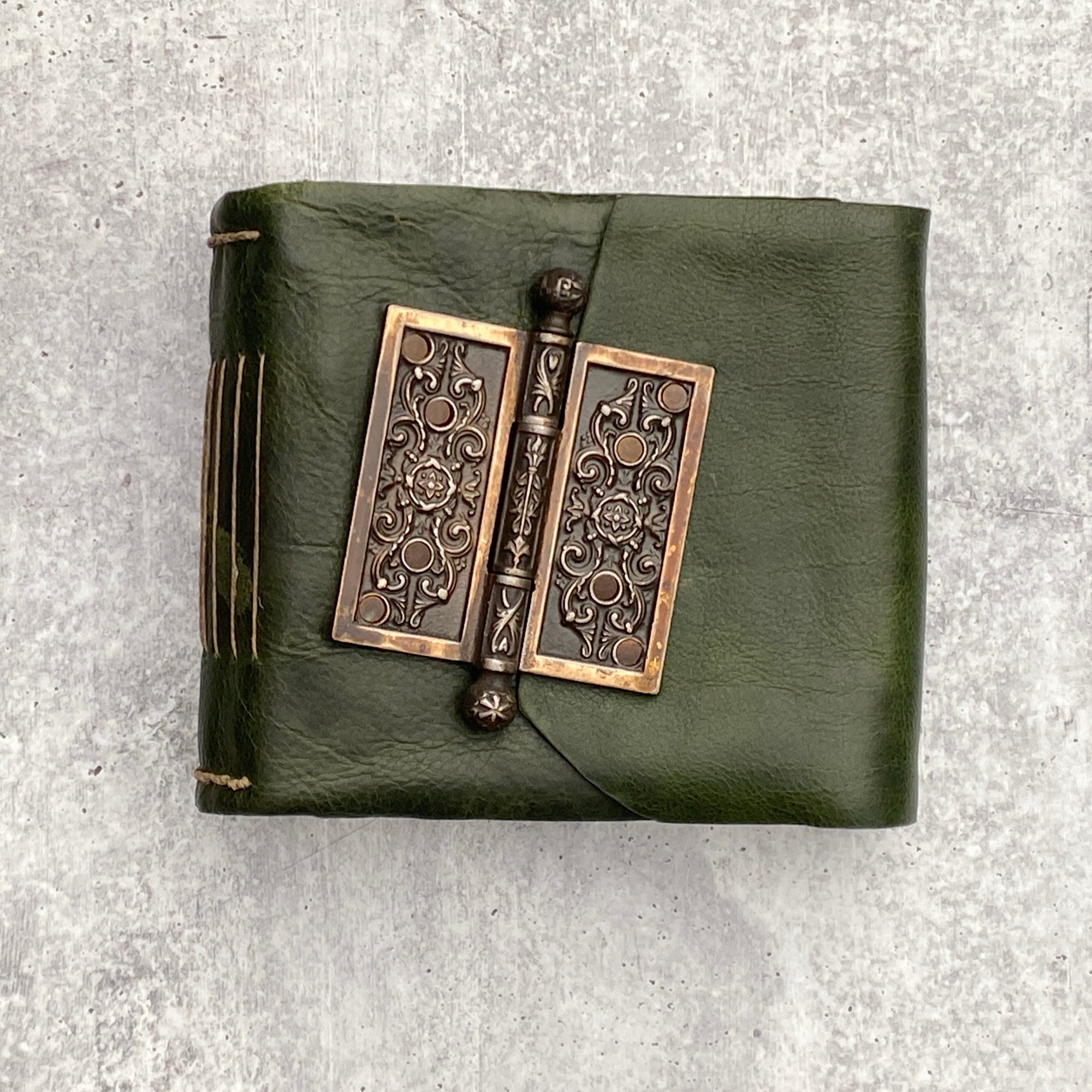 Perugia - DOUBLE Emerald Bison/BB/Door Hinge