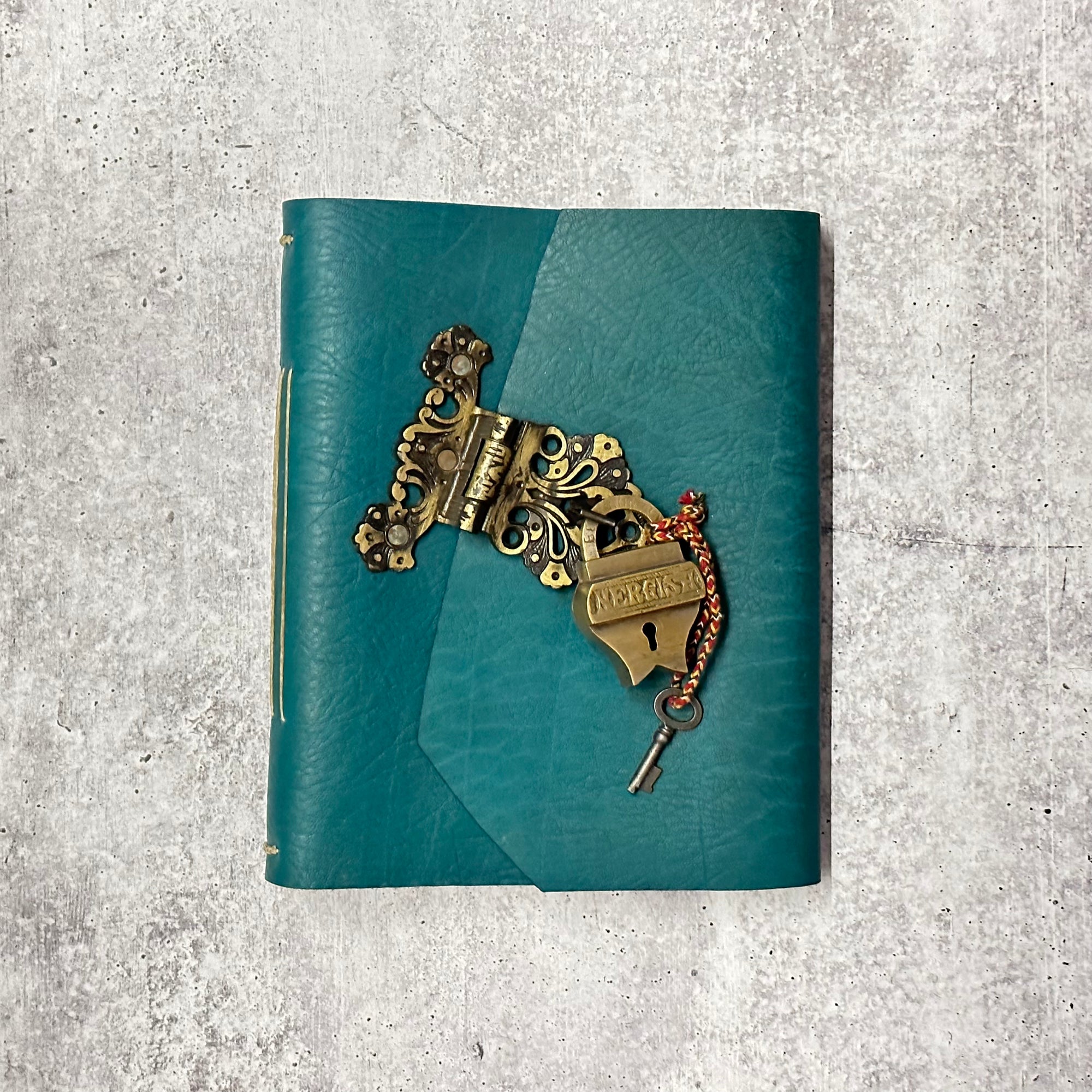 Venezia - Turquoise/BB/Padlock