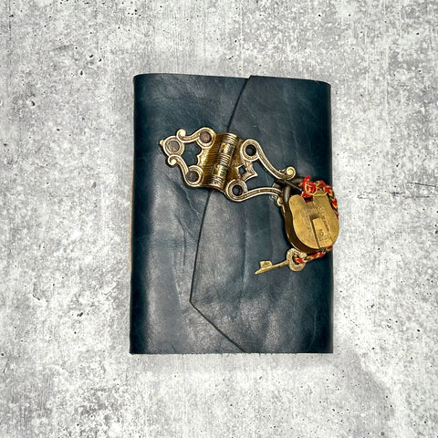 Lucca - Indigo Pebble/BB/Keyhole Cover