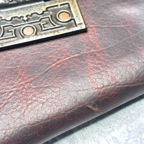 Perugia - Espresso Bison (Scarred)/BB/Door Hinge