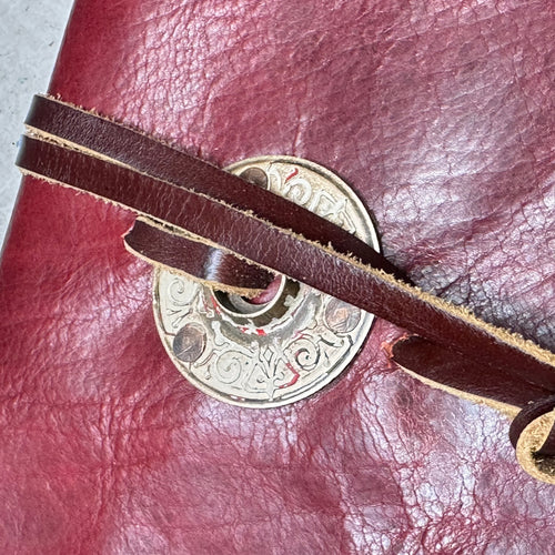 Sorrento - Ruby Bison/Photo Album/Rosette