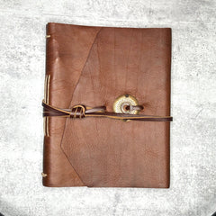 Verona/Vertical - Toasted Pecan Bison/Photo Album/Rosette