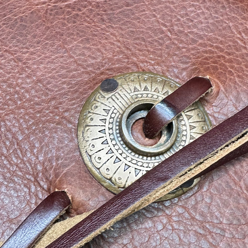 Verona/Vertical - Toasted Pecan Bison/Photo Album/Rosette