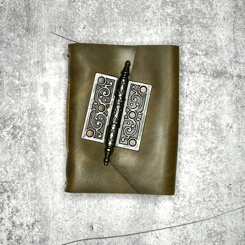 Lucca - Ruby Bison/Artisan Paper/Padlock