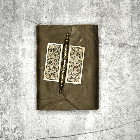 Lucca - Ruby Bison/Artisan Paper/Padlock