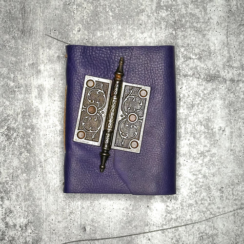 Lucca - Indigo Pebble/Artisan Paper/Door Hinge