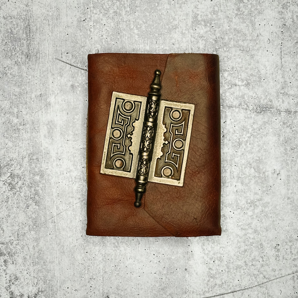 Lucca - Rusty Bison/ Bamboo/Door Hinge 2.0