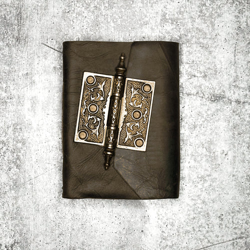 Lucca - Rugged Dark Brown Bison/Old Paint/Watercolor Paper/Door Hinge
