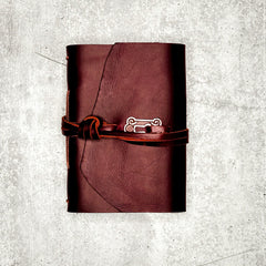 Lucca - Merlot/Watercolor Paper/Keyhole