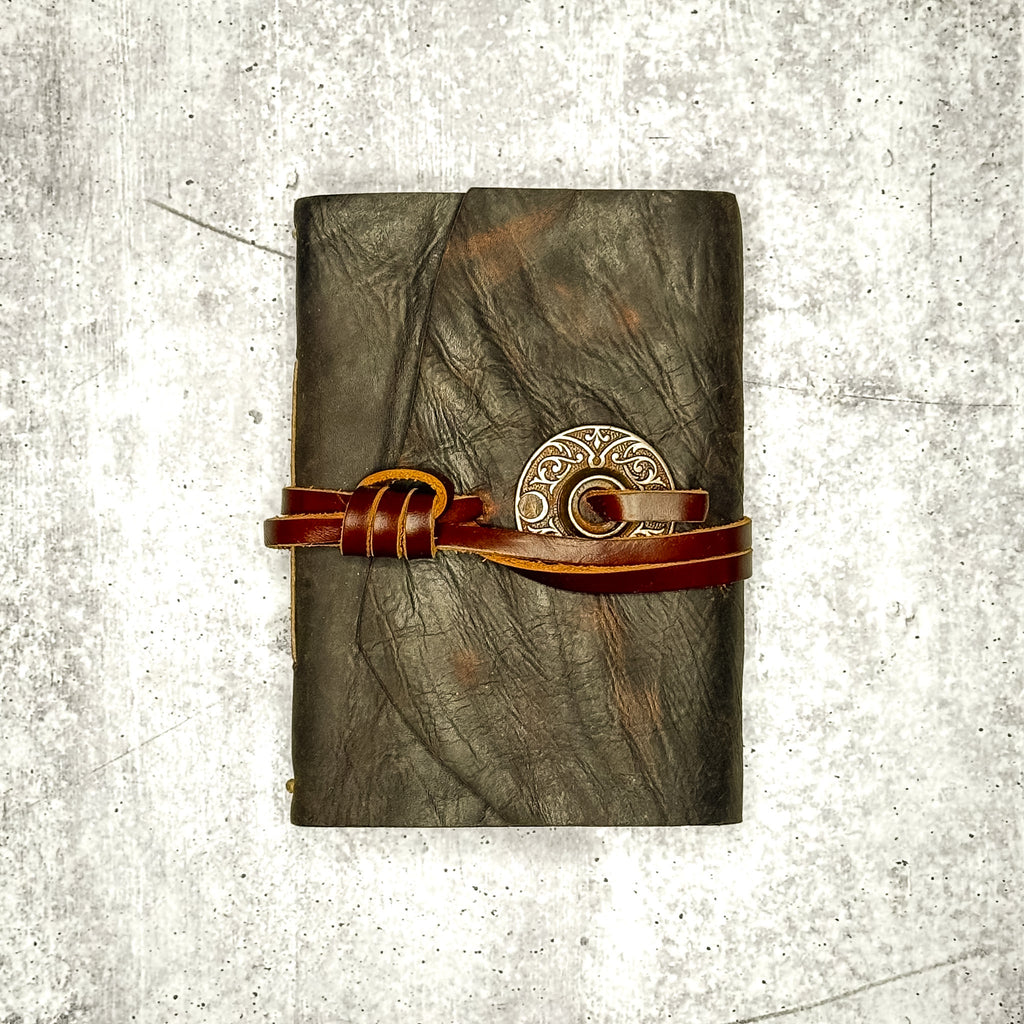 Lucca - Rugged Bison/Artisan Paper/Rosette