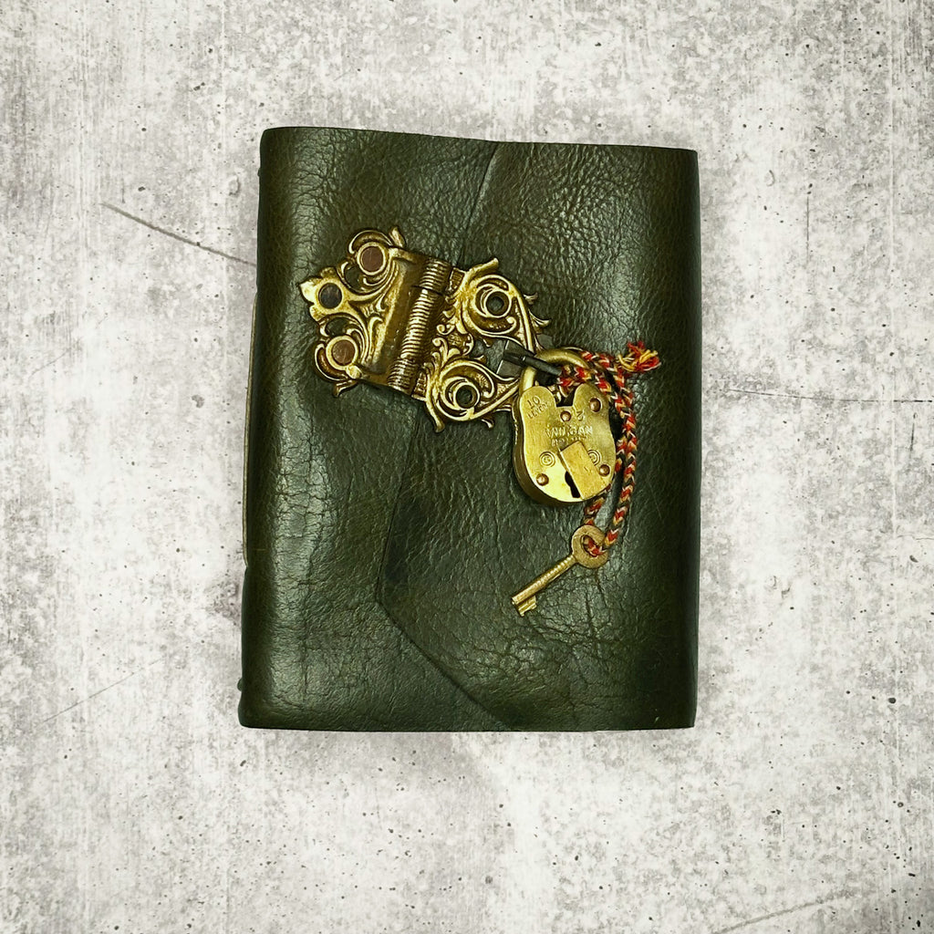 Lucca - DOUBLE Emerald Bison/Bamboo Paper/Padlock