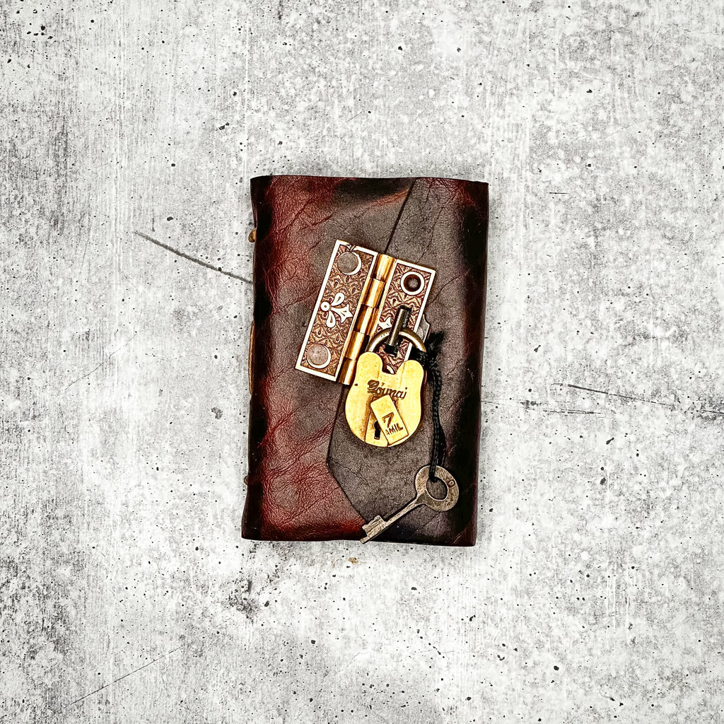 Capri - Espresso Bison/Artisan Paper/Padlock