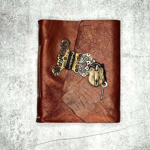 Venezia - Rusty w/Heart Bison/BB/Padlock