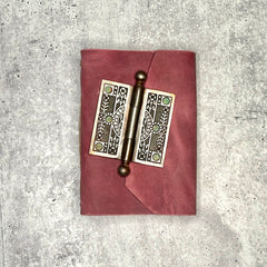 Lucca - Bad Barbie 2.0/Artisan Paper/Door Hinge