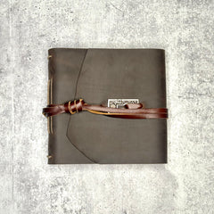 Perugia - Dark Distressed Brown/Hemp Paper/Keyhole Cover