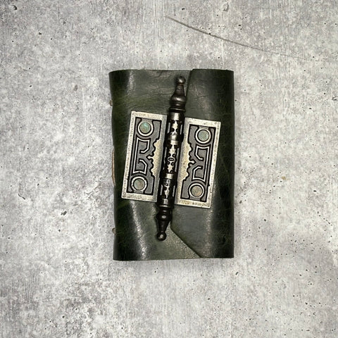 Lucca - Brick House/BB/Padlock