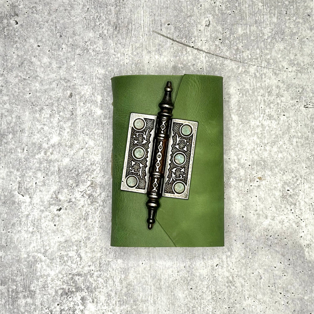 Capri - New Leaf/Artisan/Door Hinge