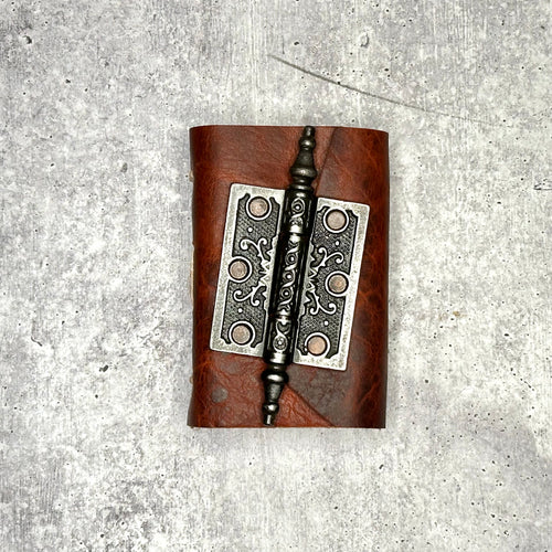 Capri - Rusty Bison/Artisan/Door Hinge