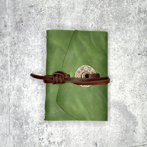 Lucca - New Leaf/Artisan Paper/Rosette