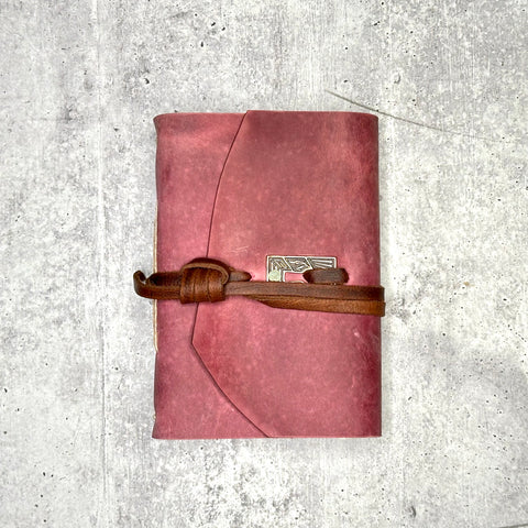 Lucca - Brick House/BB/Padlock