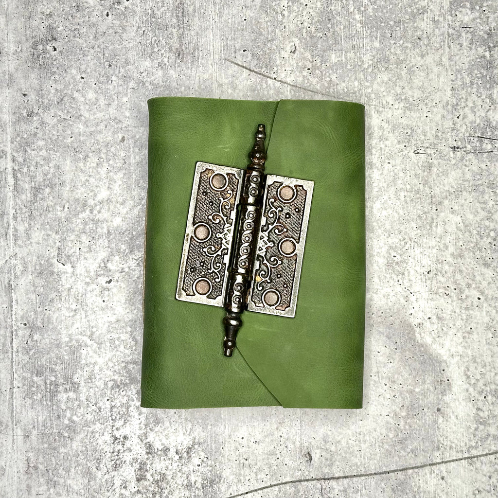 Lucca - New Leaf/Old Paint/Artisan Paper/Door Hinge