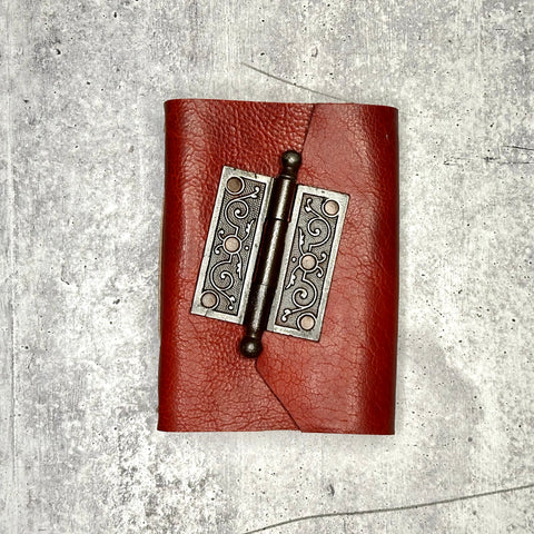 Lucca - Brick House/BB/Padlock