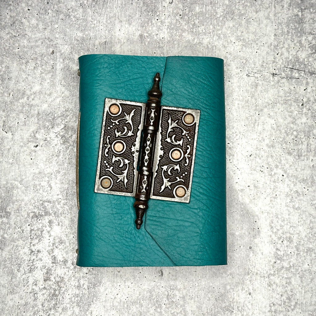 Lucca - Turquoise/BB/Door Hinge