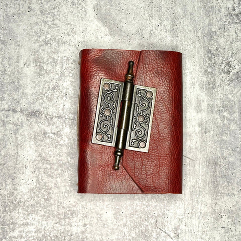 Lucca - Ruby Bison/Artisan Paper/Padlock