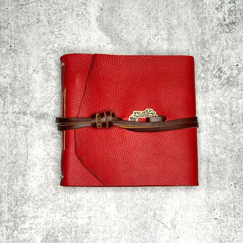 Lucca - Ruby Bison/Artisan Paper/Padlock