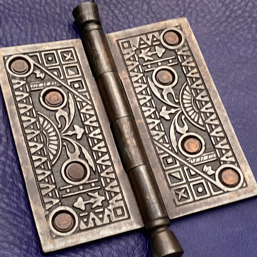 Verona/Vertical - Indigo/Photo Album/Door Hinge