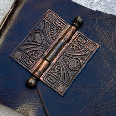 Manarola - Glossy Espresso Bison/Photo Album/Butterfly Door Hinge