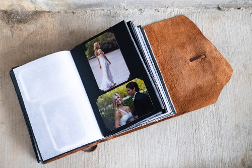 Sorrento - Ruby Bison/Photo Album/Padlock